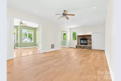 16 Chickadee Lane, Fairview, NC 28730 - Photo 8
