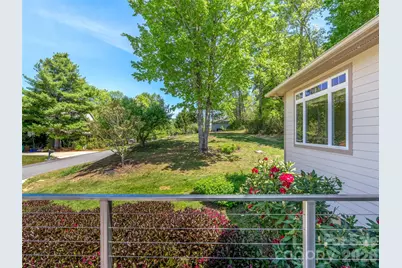 16 Chickadee Lane, Fairview, NC 28730 - Photo 40