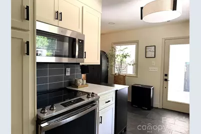 1419 Redcoat Drive, Charlotte, NC 28211 - Photo 6
