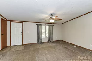 3690 Vickery Dr, Maiden, NC 28650 - Photo 10