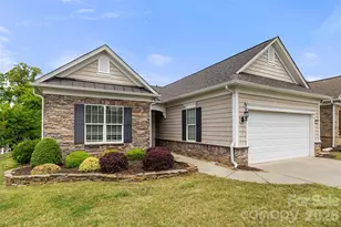 15164 Legend Oaks Ct, Fort Mill, SC 29707 - Photo 2