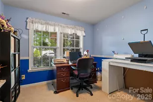 3248 Pikes Peak Dr, Gastonia, NC 28052 - Photo 2