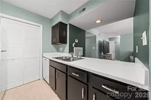 11066 Harrowfield Rd, Charlotte, NC 28226 - Photo 16