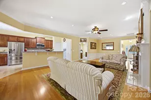 23119 Kingfisher Dr, Fort Mill, SC 29707 - Photo 10