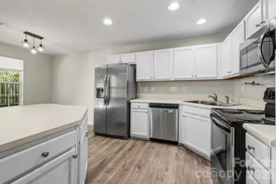 10141 University Park Lane, Charlotte, NC 28213 - Photo 8