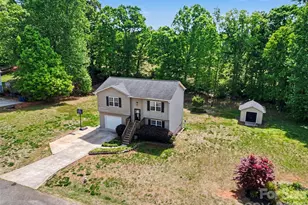 2056 Redberry Ln, Conover, NC 28613 - Photo 30