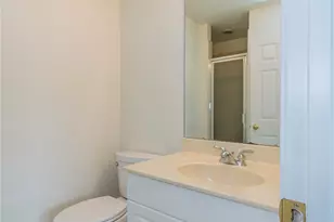 4912 S Hill View Dr, Charlotte, NC 28210 - Photo 16