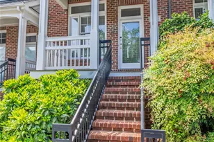 4912 S Hill View Dr, Charlotte, NC 28210 - Photo 2
