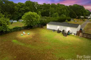 139 Gayle Dr, Troutman, NC 28166 - Photo 6