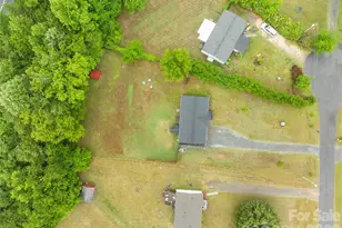 139 Gayle Dr, Troutman, NC 28166 - Photo 10