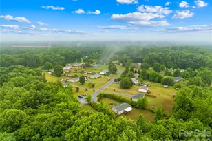 139 Gayle Dr, Troutman, NC 28166 - Photo 12