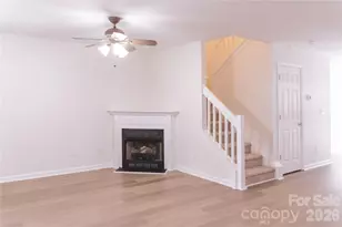 624 Gelderland Dr, Matthews, NC 28104 - Photo 2