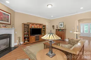 12820 Elkhorn Dr, Charlotte, NC 28278 - Photo 10