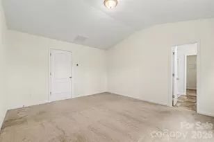 6414 Jerimoth Dr, Charlotte, NC 28215 - Photo 18