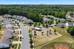 6414 Jerimoth Dr, Charlotte, NC 28215 - Photo 32