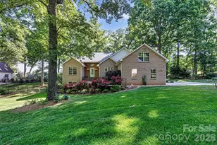 7538 Golf Course Dr S, Denver, NC 28037 - Photo 2