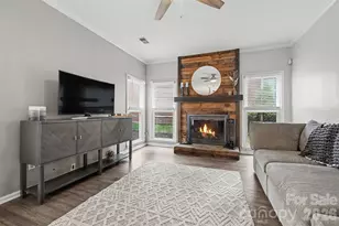 8910 Castlebay Dr, Charlotte, NC 28277 - Photo 6