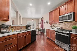 3425 Pikes Peak Dr, Gastonia, NC 28052 - Photo 16