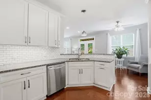 19512 Topgallant Dr, Cornelius, NC 28031 - Photo 20