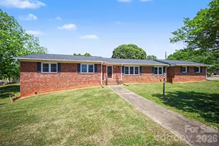 1300 Briarcliff Rd, Shelby, NC 28152 - Photo 2