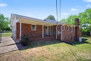 1300 Briarcliff Rd, Shelby, NC 28152 - Photo 6