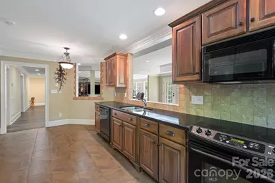7601 Crossing Ridge Drive, Belews Creek, NC 27009 - Photo 36