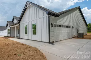 1355 Zeb Haynes Rd, Maiden, NC 28650 - Photo 4