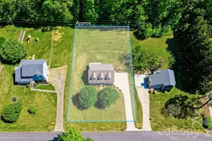 4455 Magnolia Ln, Hudson, NC 28638 - Photo 4