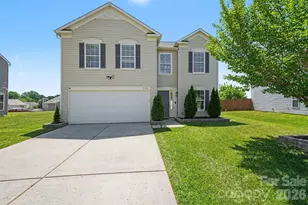 113 McGarty Pl, Mount Holly, NC 28120 - Photo 2