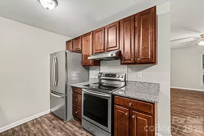8800 Royal Scot Lane, Charlotte, NC 28227 - Photo 8