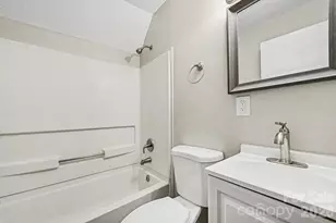 8800 Royal Scot Ln, Charlotte, NC 28227 - Photo 14