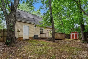 8800 Royal Scot Ln, Charlotte, NC 28227 - Photo 22