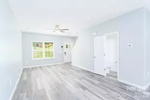 12745 Susanna Dr, Charlotte, NC 28214 - Photo 6