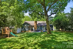 1061 Eaglewood Ave, Charlotte, NC 28212 - Photo 10