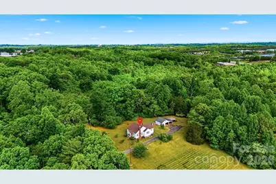 2711 SE 8th Avenue SE, Hickory, NC 28602 - Photo 32