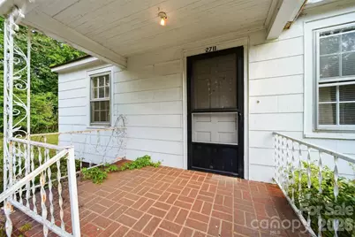 2711 SE 8th Avenue SE, Hickory, NC 28602 - Photo 2