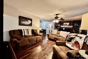 205 Linville Ct, Bessemer City, NC 28016 - Photo 6
