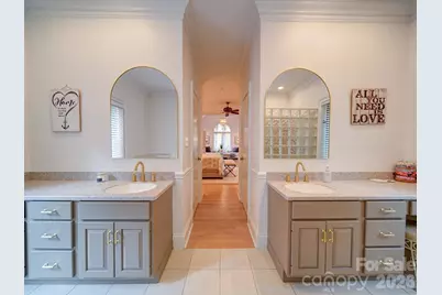 15708 Eagleview Drive, Charlotte, NC 28278 - Photo 24