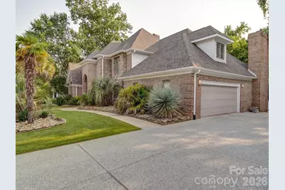 15708 Eagleview Drive, Charlotte, NC 28278 - Photo 2