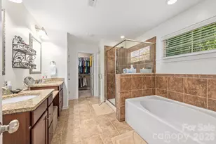 10020 Michael Crossing Dr, Charlotte, NC 28213 - Photo 18