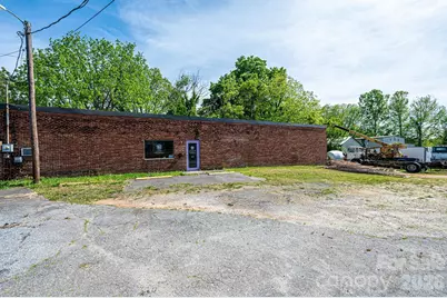 304 Virginia Street SW, Lenoir, NC 28645 - Photo 4