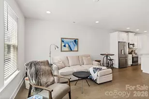 5040 York Park Ln, Charlotte, NC 28217 - Photo 8