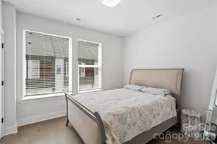 5040 York Park Ln, Charlotte, NC 28217 - Photo 18