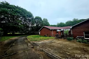 216 Country Club Rd, Shelby, NC 28152 - Photo 22