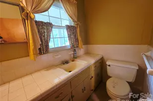 216 Country Club Rd, Shelby, NC 28152 - Photo 6