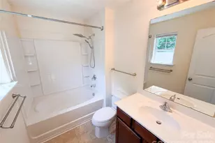 10311 Bunclody Dr, Charlotte, NC 28213 - Photo 12