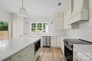 7925 Large Oak Ln, Mint Hill, NC 28227 - Photo 8