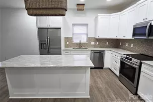 768 8th St NE, Hickory, NC 28601 - Photo 2