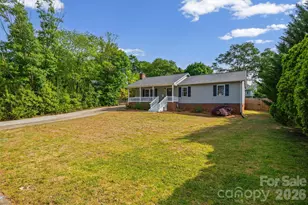 1704 Cardinal Ct, Belmont, NC 28012 - Photo 2