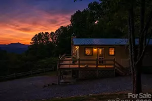 1413 Kitchens Branch Rd, Sylva, NC 28779 - Photo 2